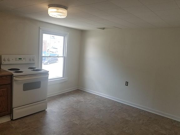 Kitchen 2/2