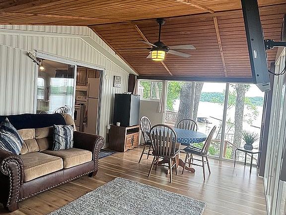 Interior sunporch