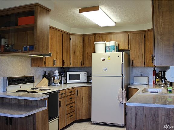 5th image of 8812 S G St