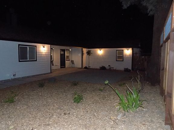 4th image of 2651 Bradford St