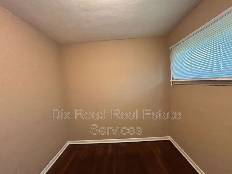 4984 State Route 122 — Photo 23