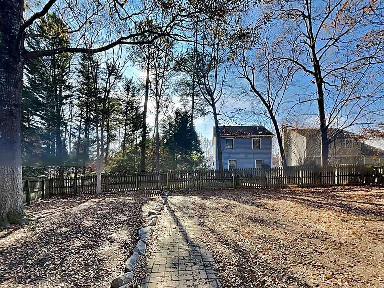 3617 Abercromby Dr — Photo 18