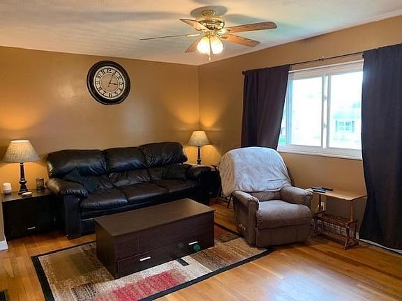 2nd image of 90 Ramona Ave