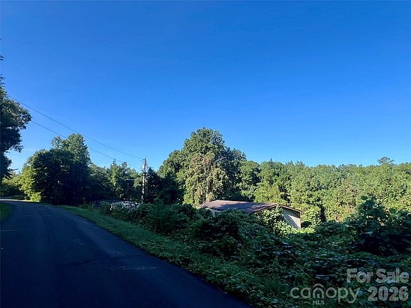 2nd image of 280 Jonas Sims Rd