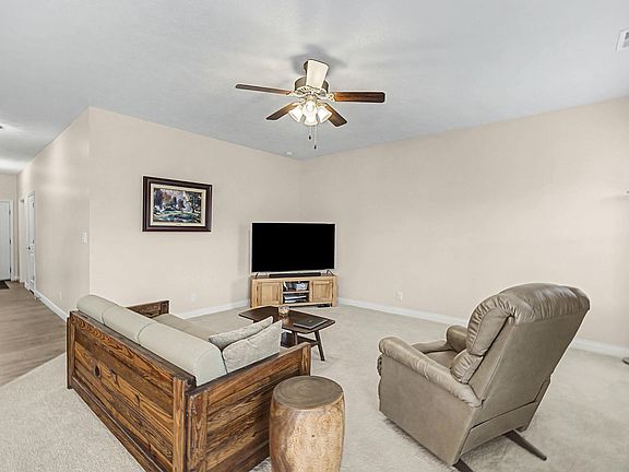 4th image of 962 Kingrail Dr