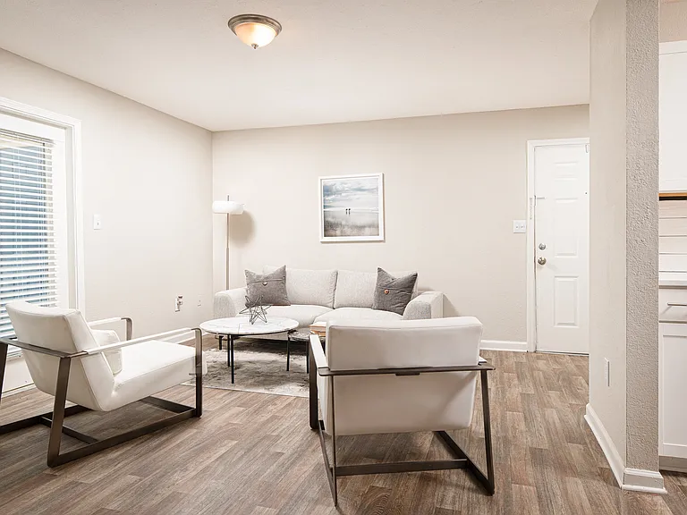 Arbor Park Apartments — Photo 8