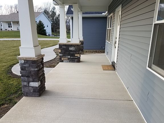 5th image of 104 Crow Ct