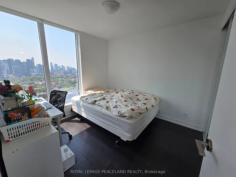 203 College St #2308 — Photo 12