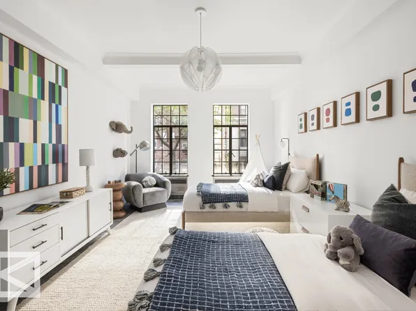 300 Central Park West image 18 of 20