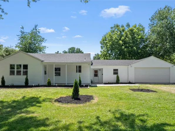 1901 N 16th St, Swansea, IL 62226