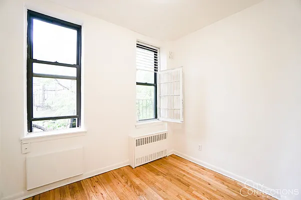 Rented by City Connections Realty | media 5