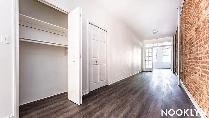 Rented by Nooklyn NYC LLC | media 19