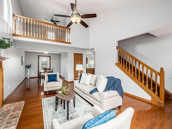 4th image of 564 Garden Dr
