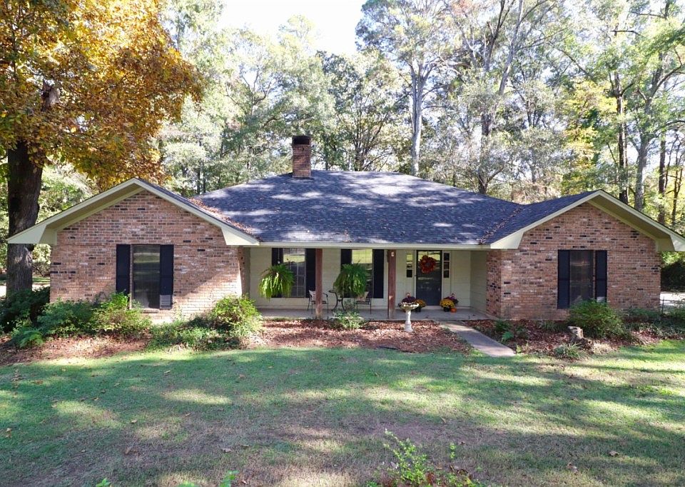 1st image of 709 Oakhurst Dr