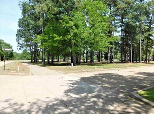 101 Whispering Pines Dr, Bullard, TX 75757