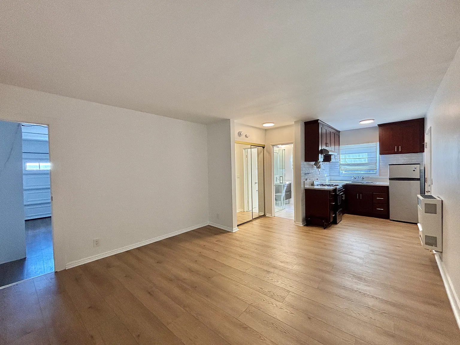 Studio, 470 sqft, $2,500 — Photo 1