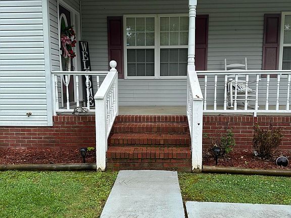 3rd image of 20 Owensby Rd