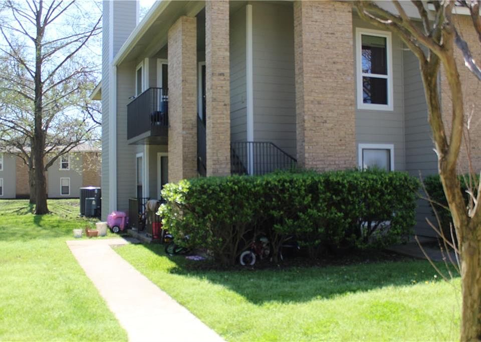 1st image of 10616 Mellow Mdws APT 44A
