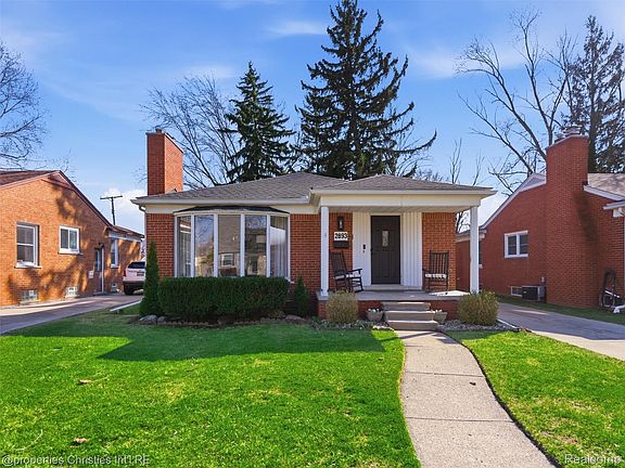 3rd image of 2893 Harvard Rd