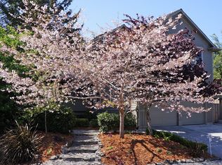 2160 Irving Dr, Eureka, CA 95503