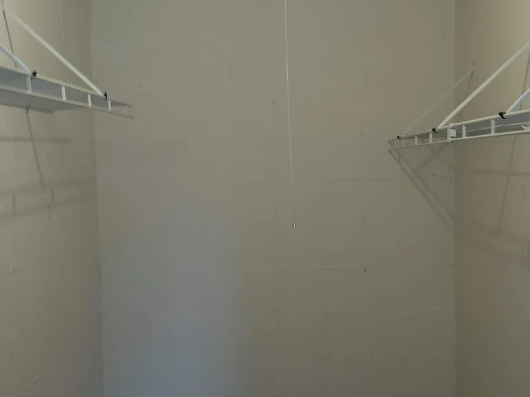 LAVINIA GARDENS APARTMENTS — Photo 13