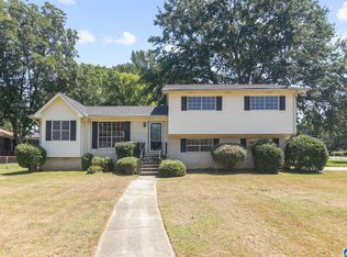 1000 Parkmoor Dr, Bessemer, AL 35023
