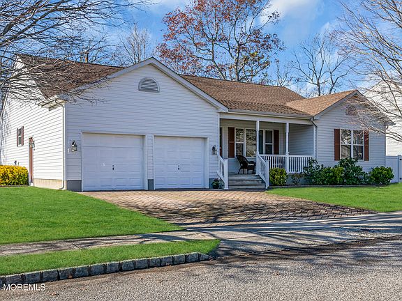 4th image of 12 Brentwood Drive