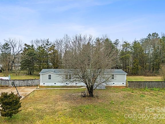 5th image of 1515 Sugarcane Ln