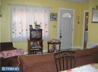 2 Clay Creek Rd, Avondale, PA 19311