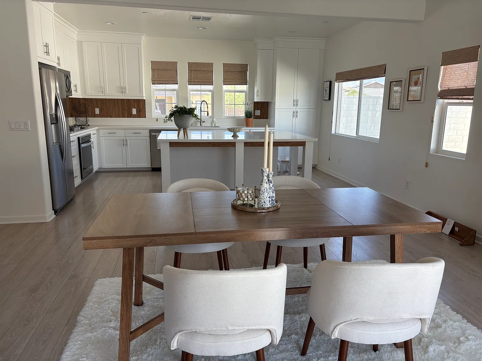4 bed, 2435 sqft, $1,550 — Photo 4