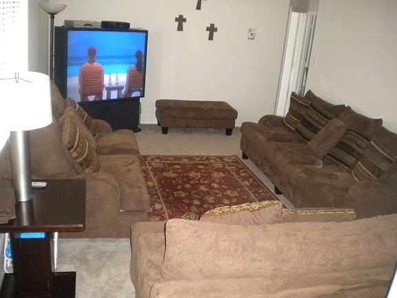 Nice size family room. Spacious
