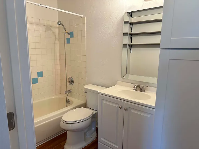 Original bathroom with tub