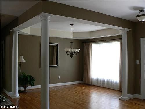 3rd image of 10070 Loblolly Ct