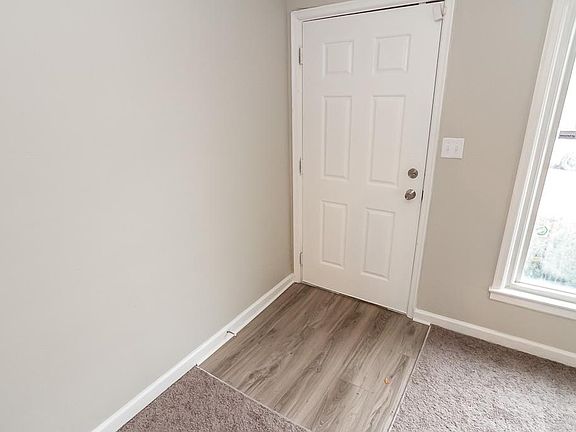 5th image of 1222 Edgemont Ave