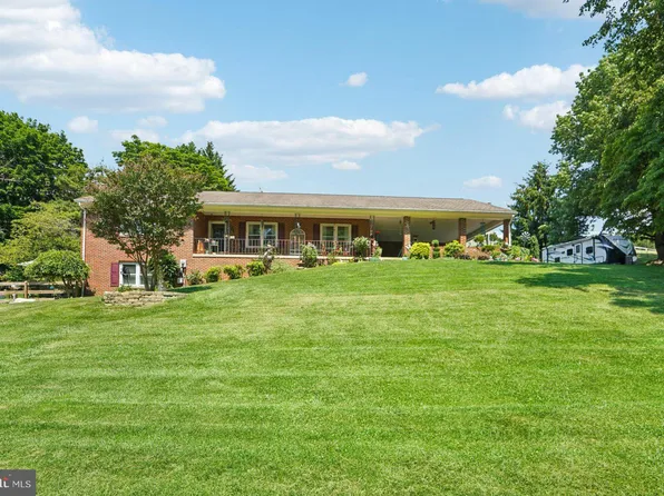 7530 Woodville Rd, Mount Airy, MD 21771