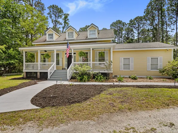 22 Wade Hampton Dr, Beaufort, SC 29907