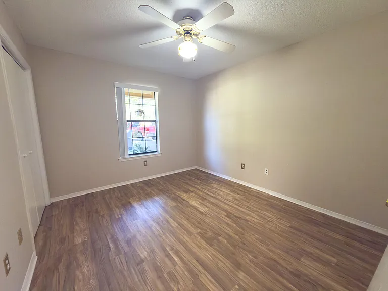 2109 Bellmeade Cir — Photo 10