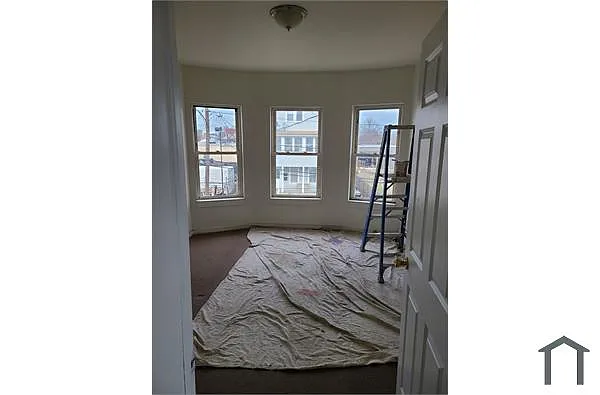 Building Photo - 167 Lee Ave #2