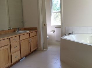 4305 S 217th Pl, Kent, WA 98032