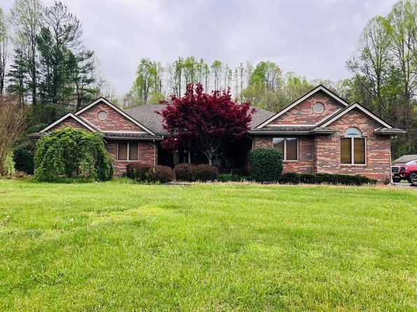 629 Chris Barney Rd, Dryden, VA 24243