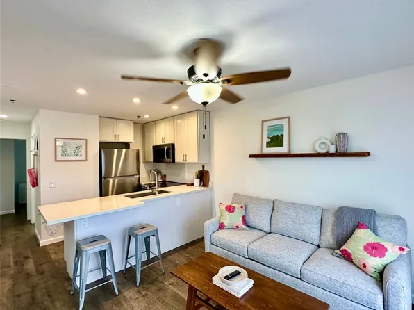 711 Wailepo Pl APT 304, Kailua, HI 96734