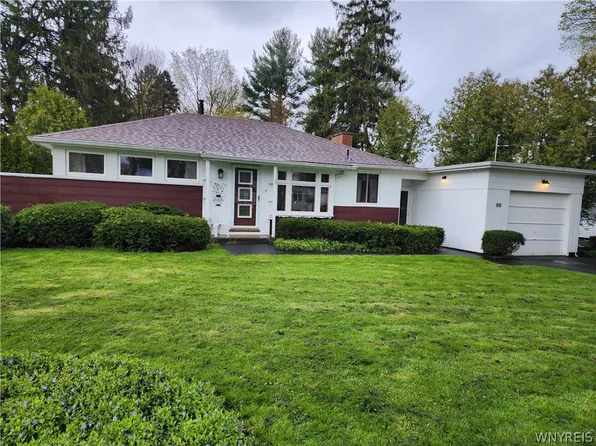 96 Princeton Pl, Orchard Park, NY 14127