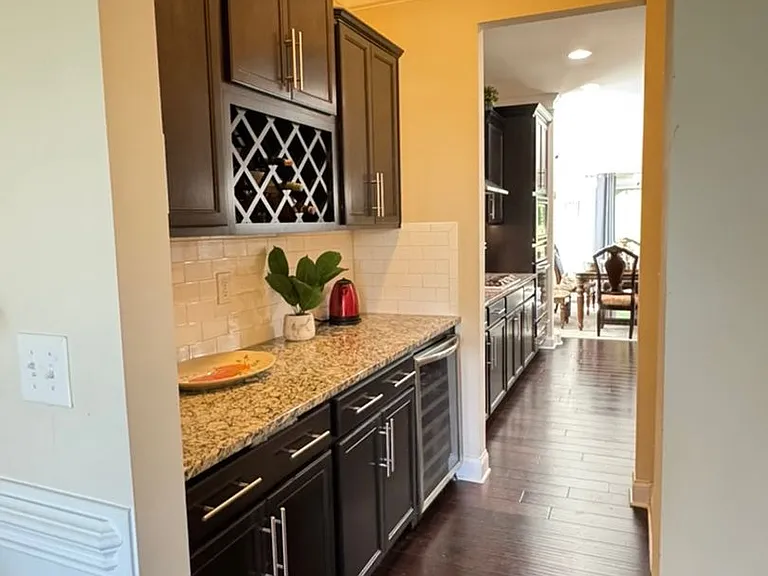 11215 Streamwood Ln NW — Photo 6
