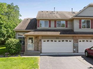 9855 Hamlet Ln S, Cottage Grove, MN 55016