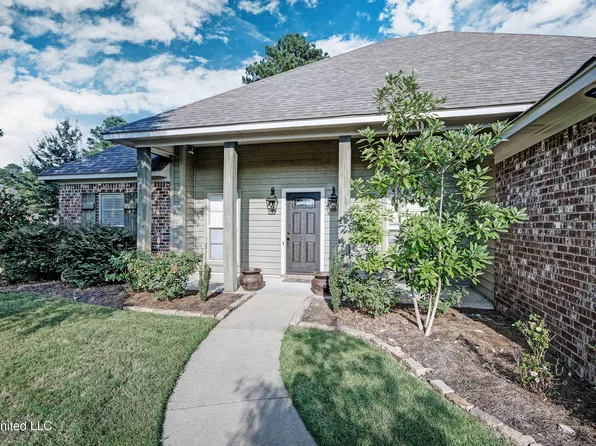 100 Memory Ln, Madison, MS 39110