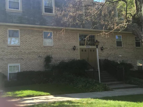 856 College Pkwy #20, Rockville, MD 20850