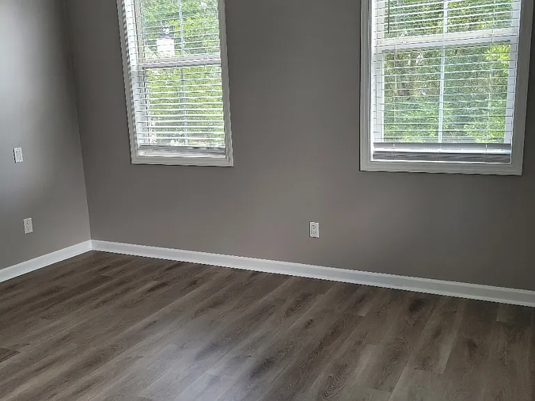 1 Abbey Ave — Photo 15