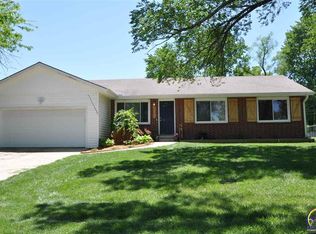 2013 SE 35th St, Topeka, KS 66605