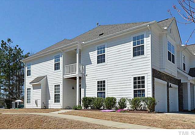 1st image of 812 Bartlett Cir