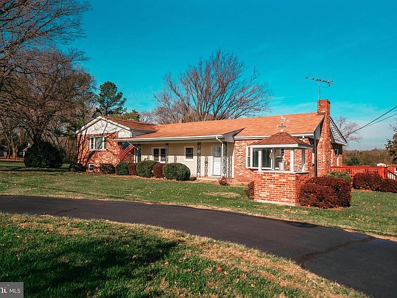 2nd image of 11412 Parkgate Dr